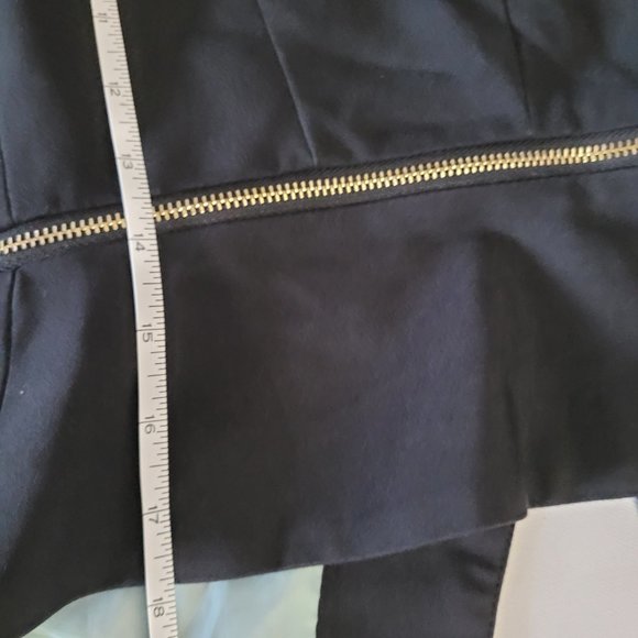 RESERVED Women's Black Business Blazer One Button Size 34 - Picture 8 of 9